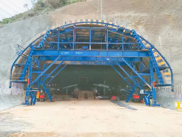 tunnel lining trolley