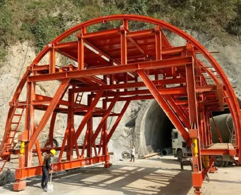 What are the key points of tunnel construction?