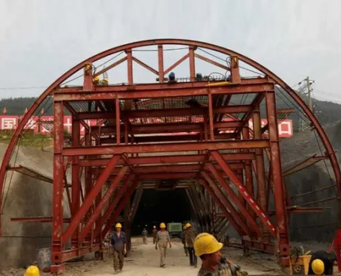 Design, installation and operation of lining trolley