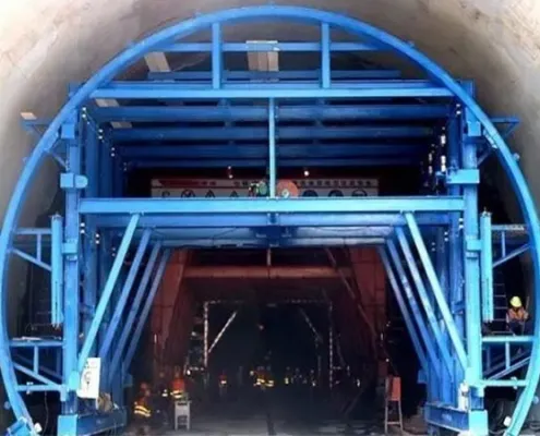 Construction Technology of Hydraulic Formwork Trolley for Tunnel Invert